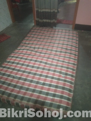 জাজিম বিক্রি হবে